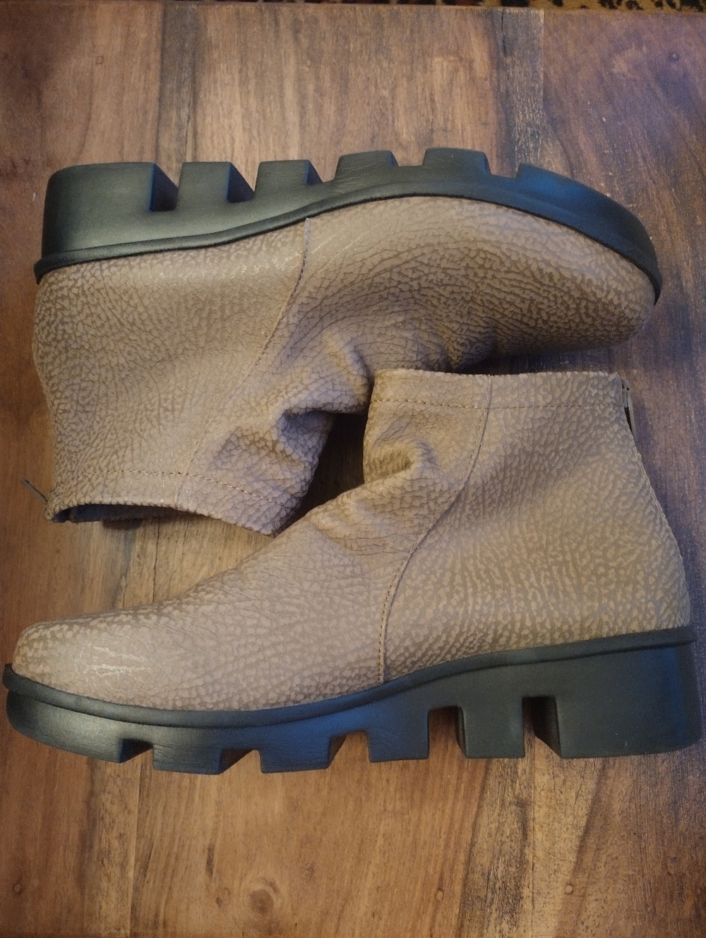 L'Amour Des Pieds Taupe Hadirat Ankle Boots Size 6.5